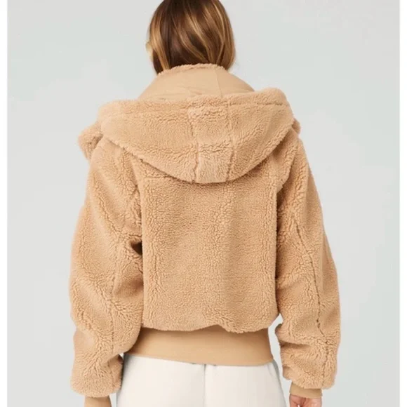 Alo Sherpa Zip Jacket – Tan / Camel - Picture 2 of 10